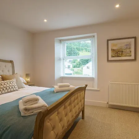 Дом отдыха Wansfell Nook - Log Burner, Garden & Parking Эмблсайд